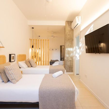Florit Flats - The Pitiusas Rooms Валенсия Екстериор снимка
