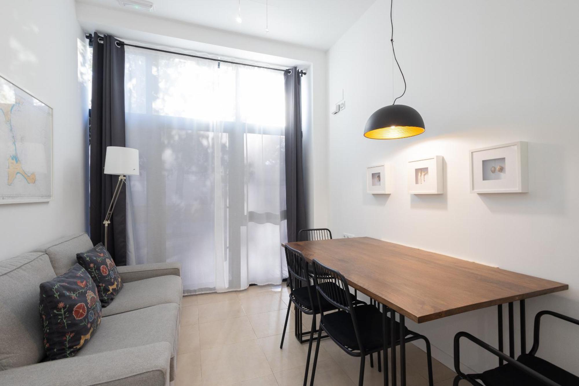Florit Flats - The Pitiusas Rooms Валенсия Екстериор снимка