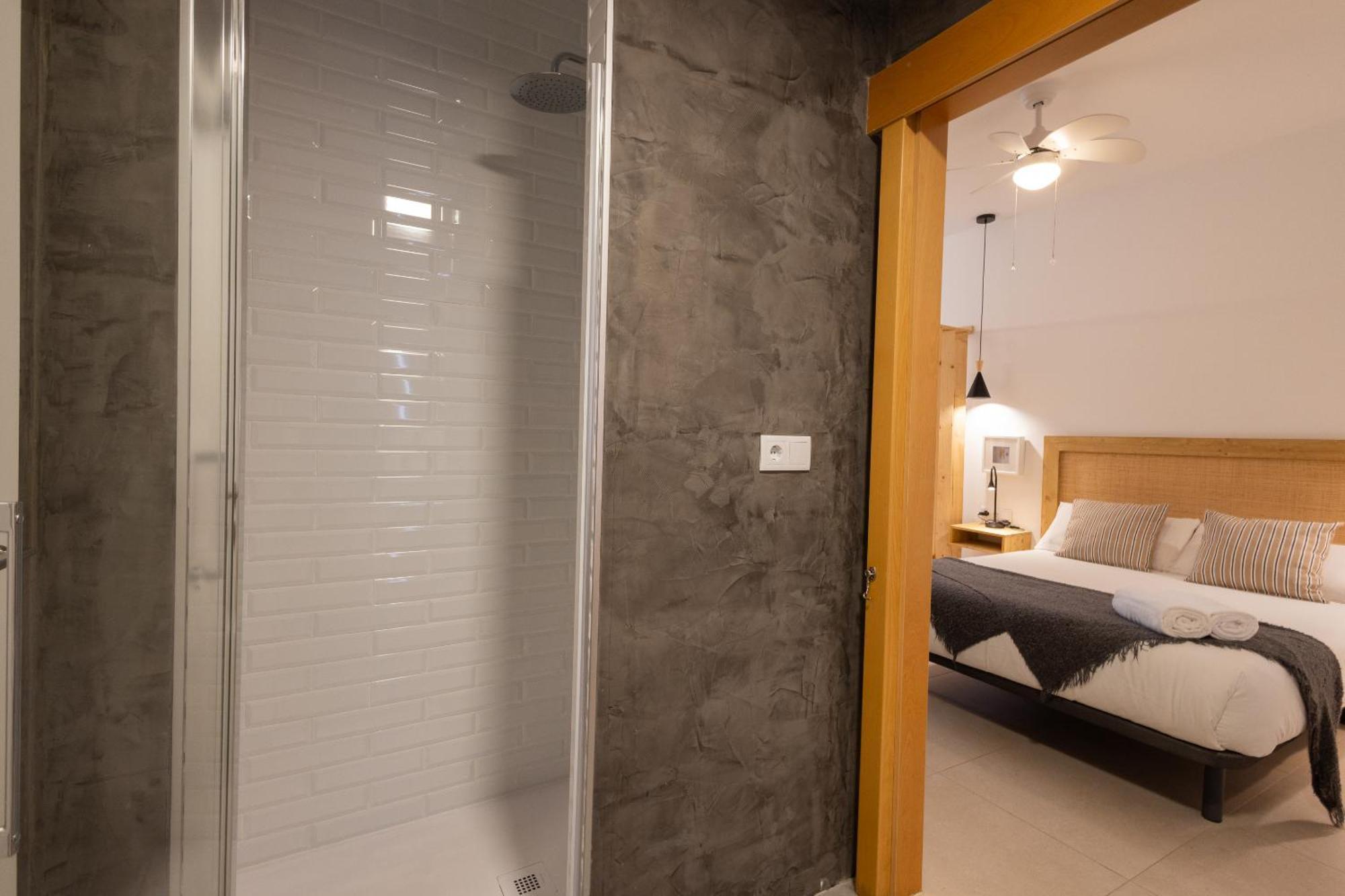 Florit Flats - The Pitiusas Rooms Валенсия Екстериор снимка